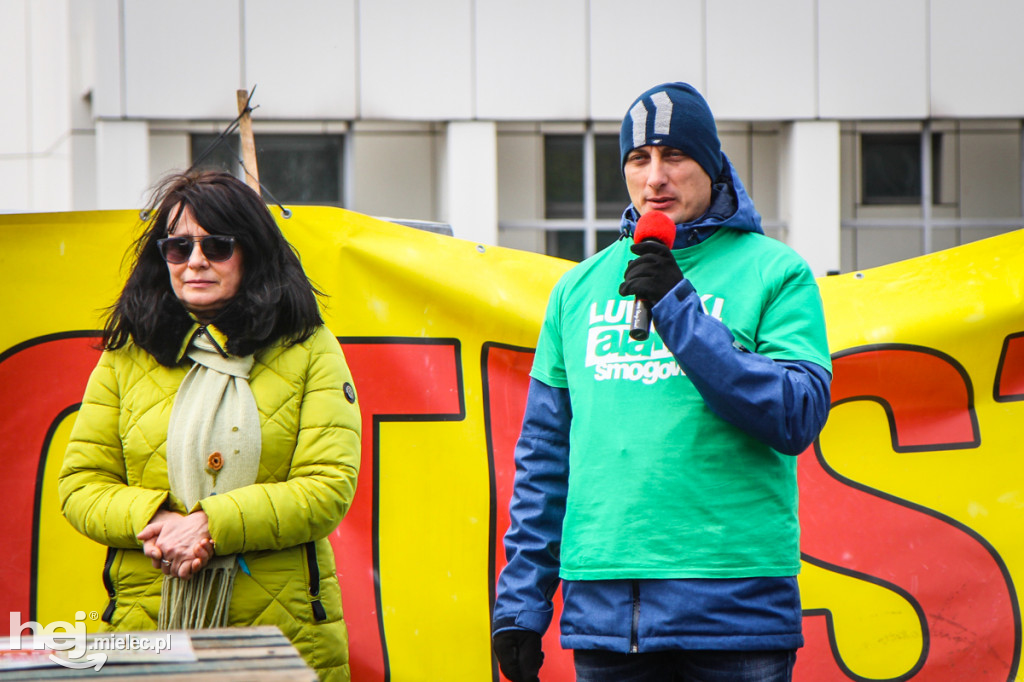 Blokada -  protest przeciw Kronospanowi