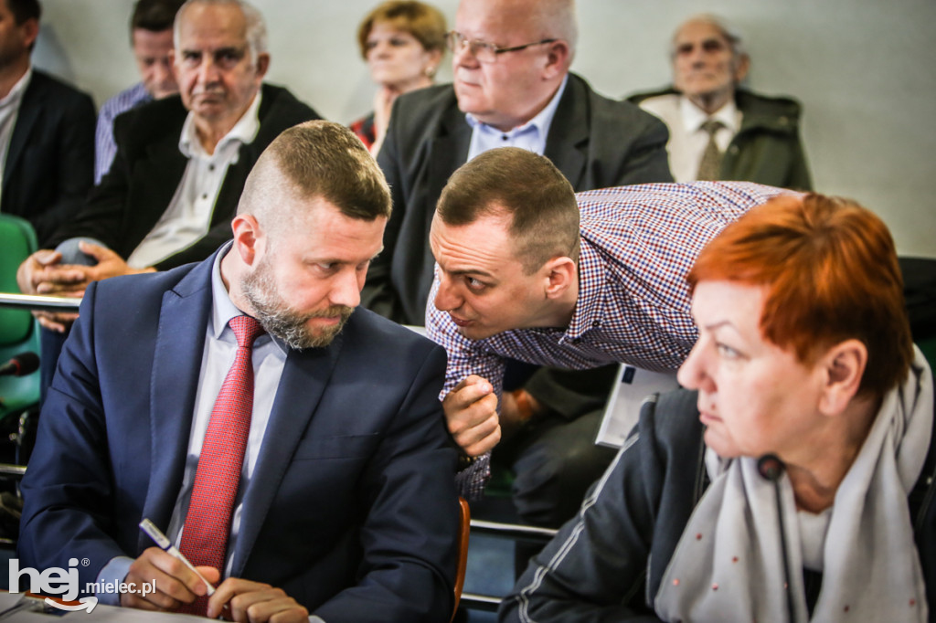 Sesja Rady Miejskiej 15 kwietnia