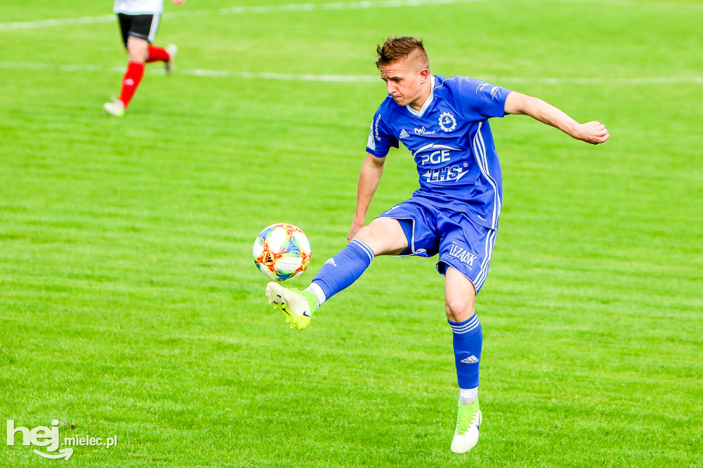 LKS Głowaczowa - Stal II Mielec: awans mielczan do 4 ligi