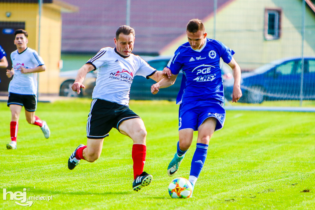 LKS Głowaczowa - Stal II Mielec: awans mielczan do 4 ligi