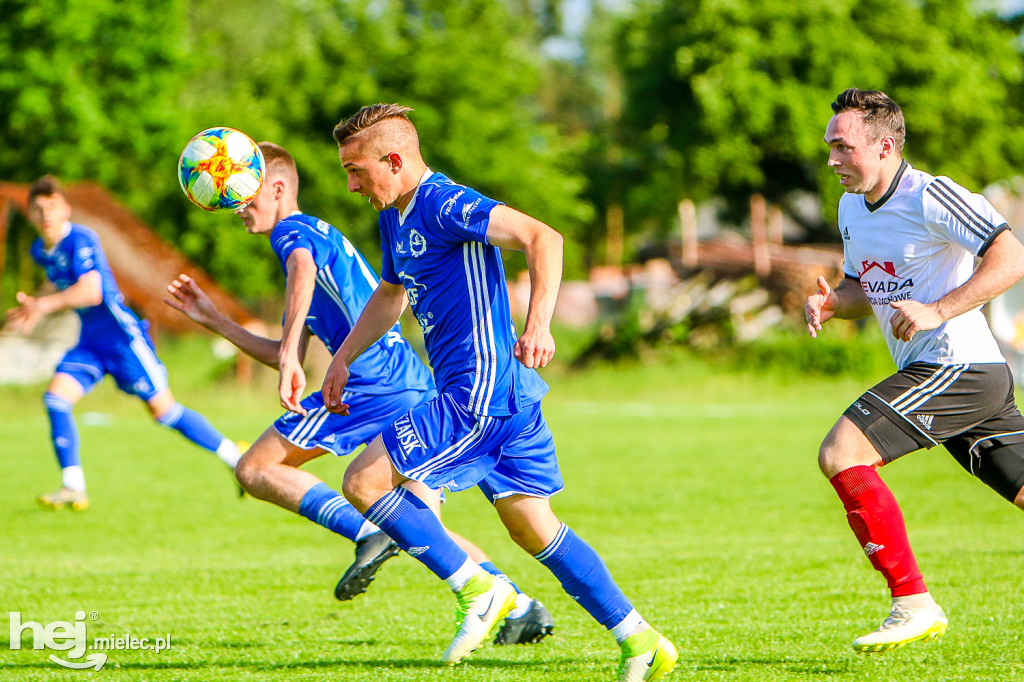 LKS Głowaczowa - Stal II Mielec: awans mielczan do 4 ligi