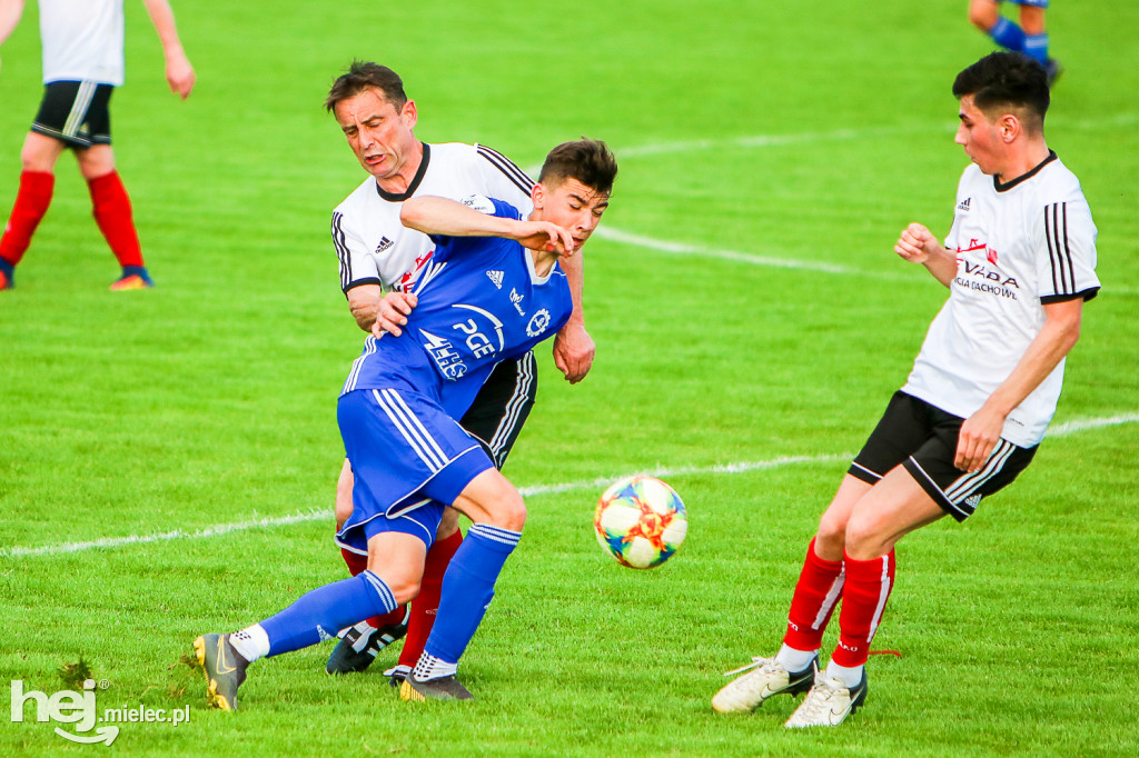 LKS Głowaczowa - Stal II Mielec: awans mielczan do 4 ligi
