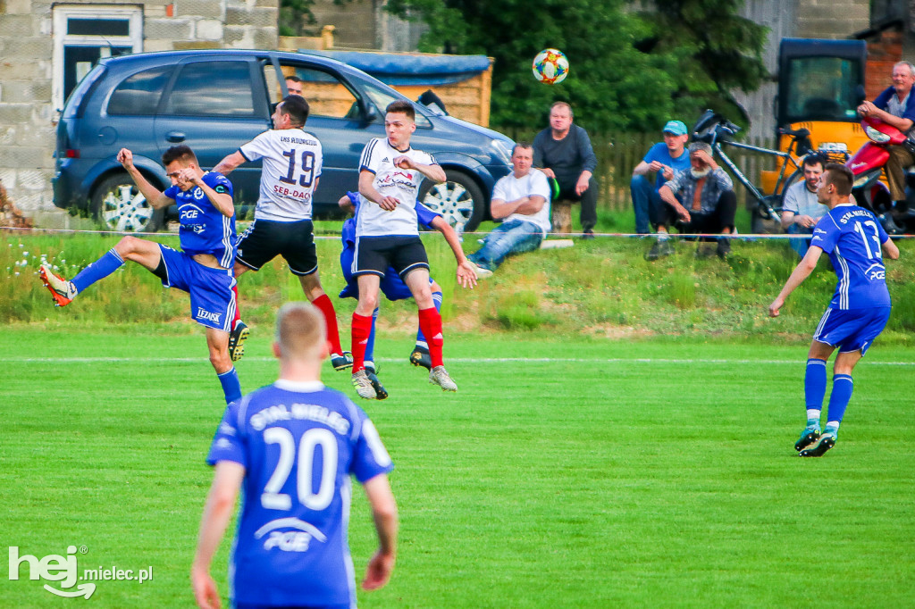 LKS Głowaczowa - Stal II Mielec: awans mielczan do 4 ligi