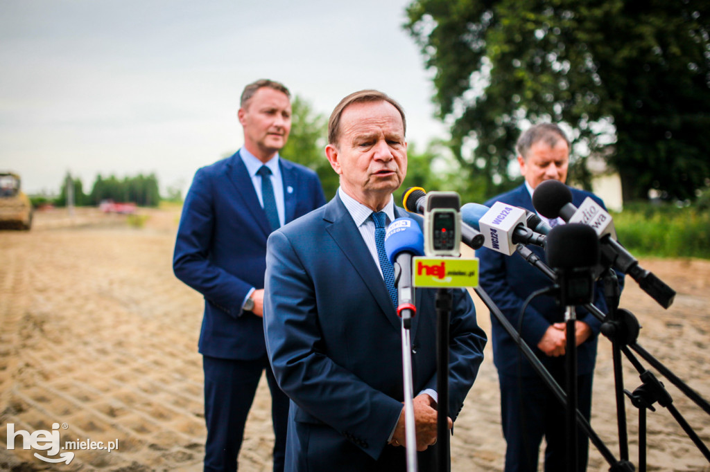 Podpisanie porozumienia ws. wiaduktu