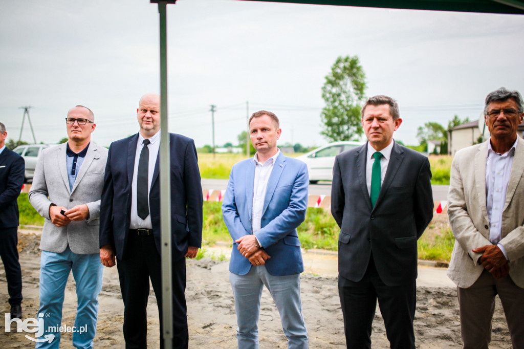 Podpisanie porozumienia ws. wiaduktu