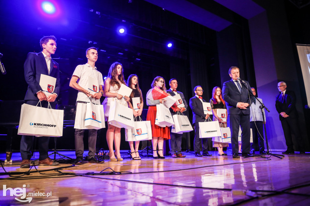 Powiatowe zakończenie roku szkolnego 2019