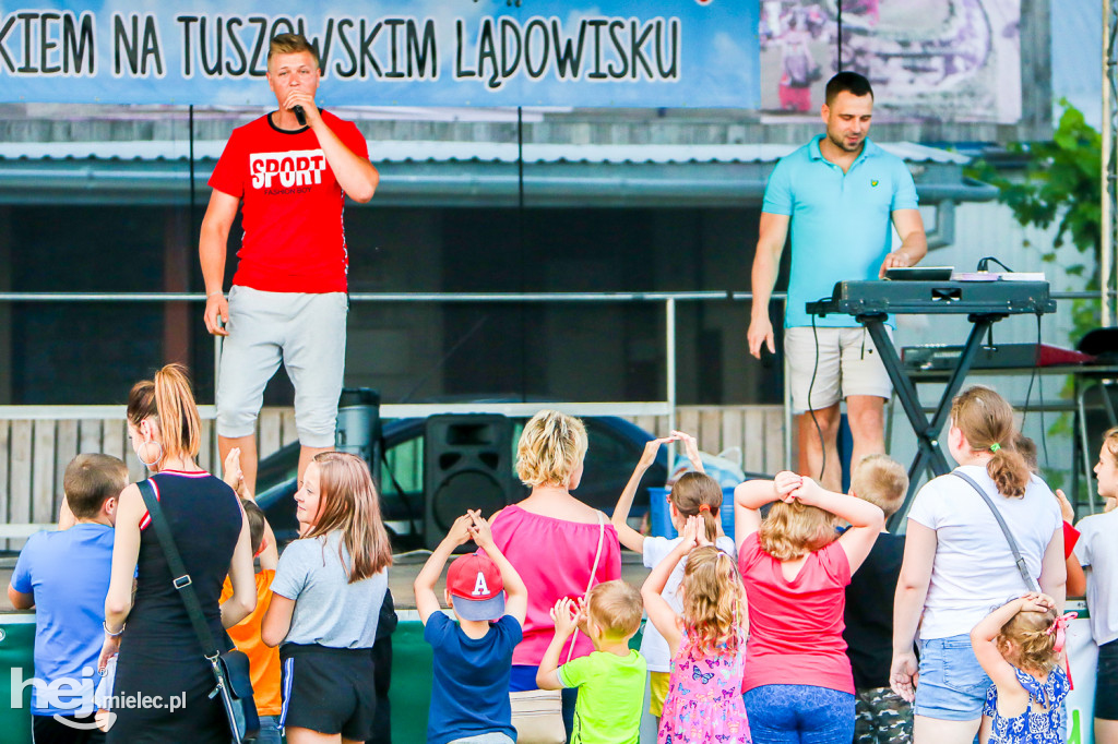 Powitanie lata na lądowisku w Tuszowie