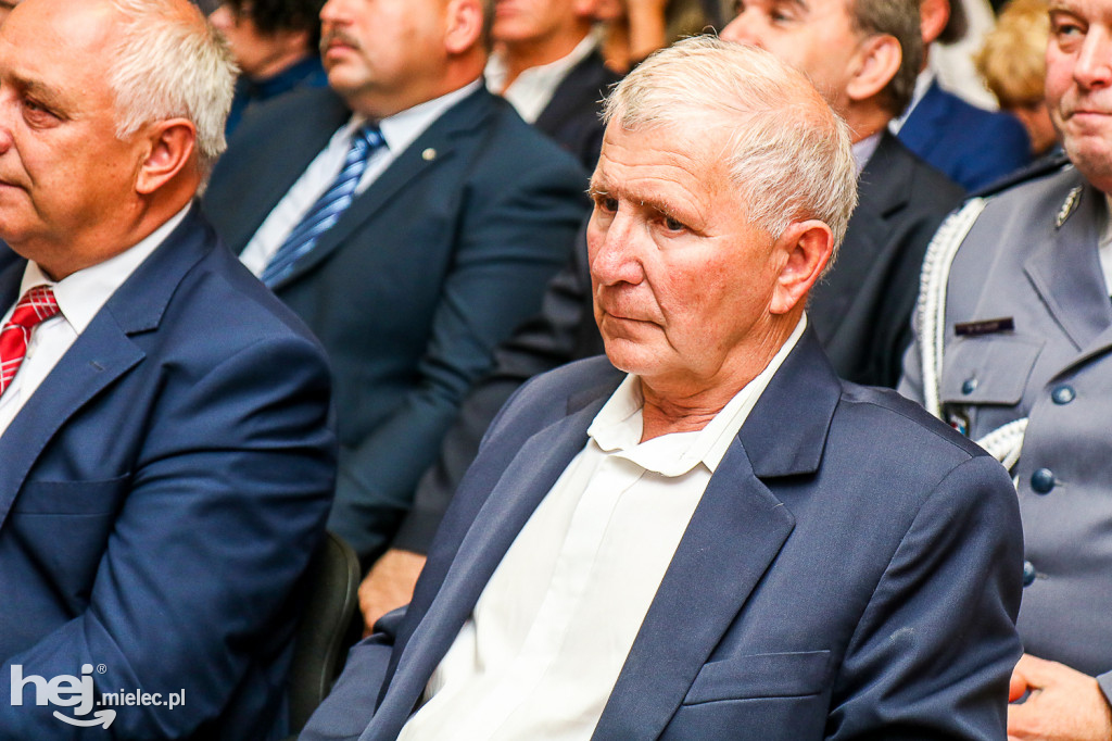 100-lecie Policji: apel w Mielcu