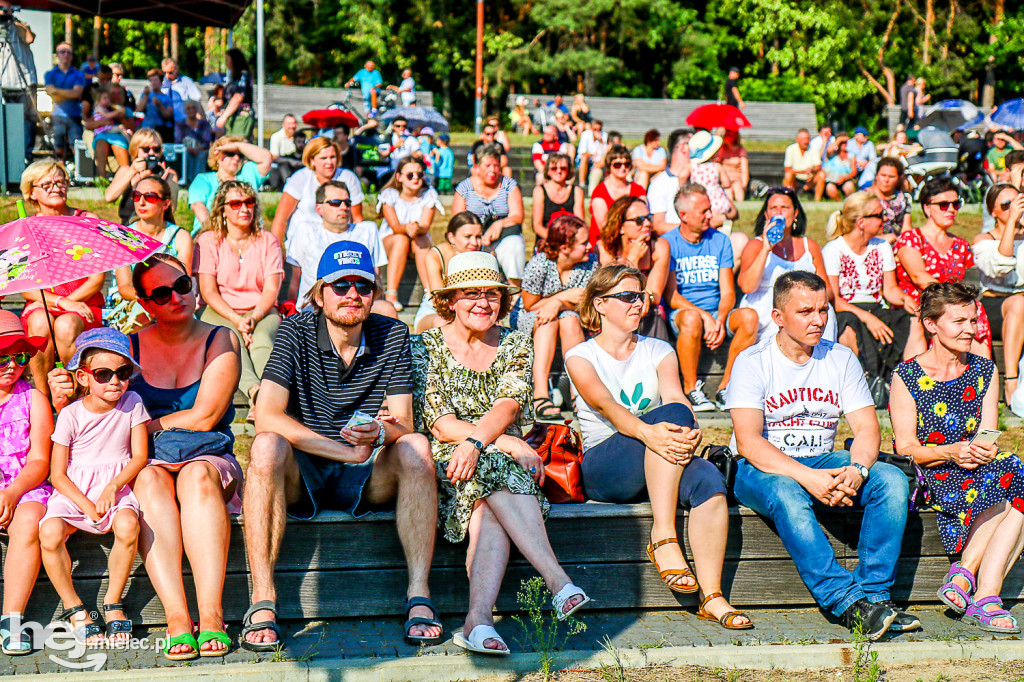 Wakacje z folklorem na Górze Cyranowskiej