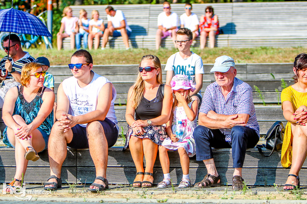 Wakacje z folklorem na Górze Cyranowskiej