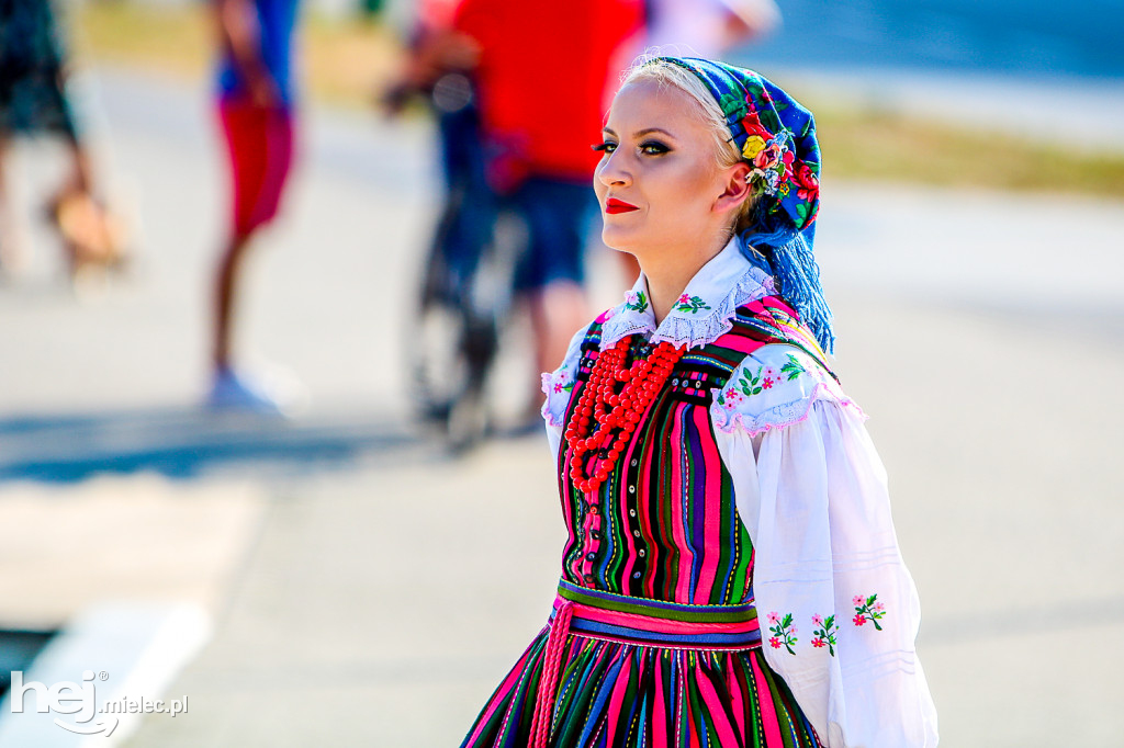 Wakacje z folklorem na Górze Cyranowskiej