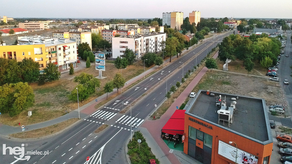 DRON: Zmiana organizacji ruchu na skrzyżowaniu przy Warce