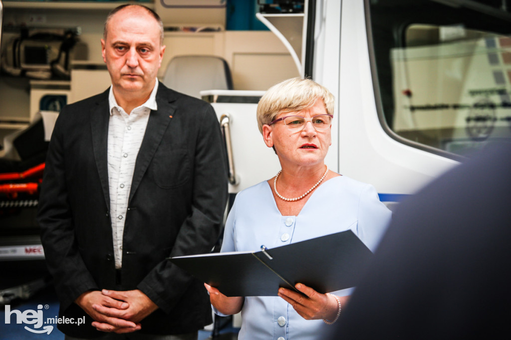 Nowa karetka dla podstacji w Radomyślu