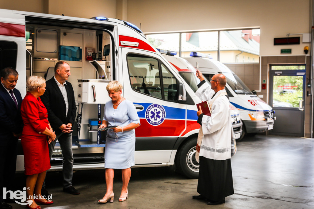 Nowa karetka dla podstacji w Radomyślu