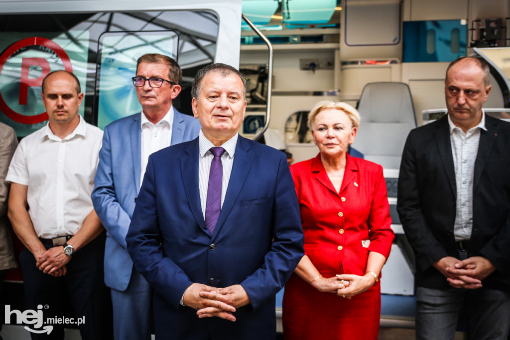 Nowa karetka dla podstacji w Radomyślu