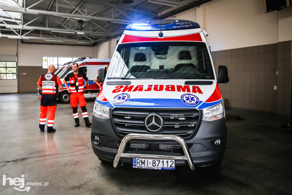Nowa karetka dla podstacji w Radomyślu