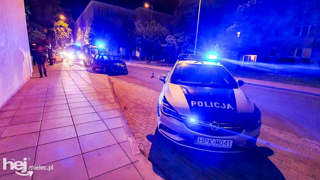 Wieczorna kolizja pod biblioteką
