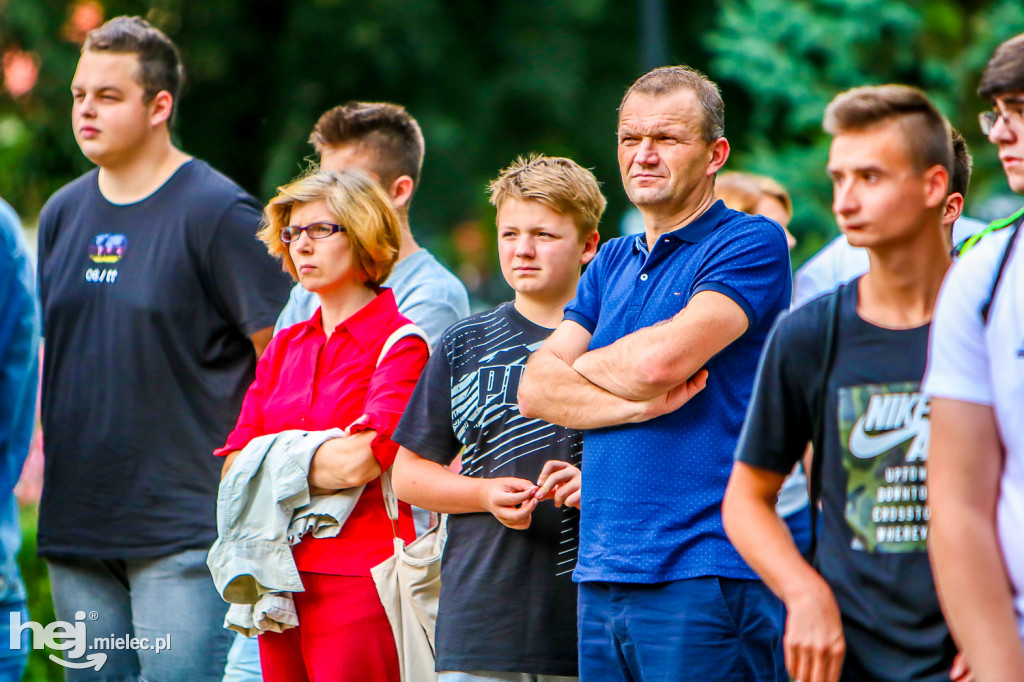 Narodowe Czytanie uczniów II LO