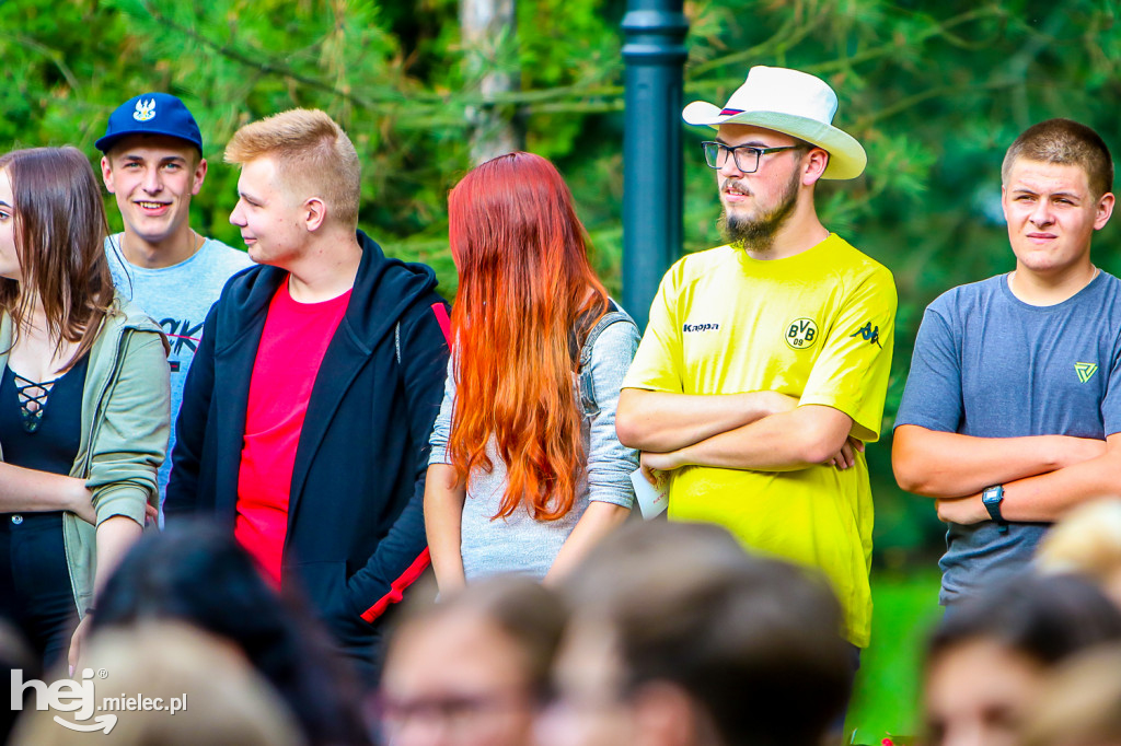 Narodowe Czytanie uczniów II LO