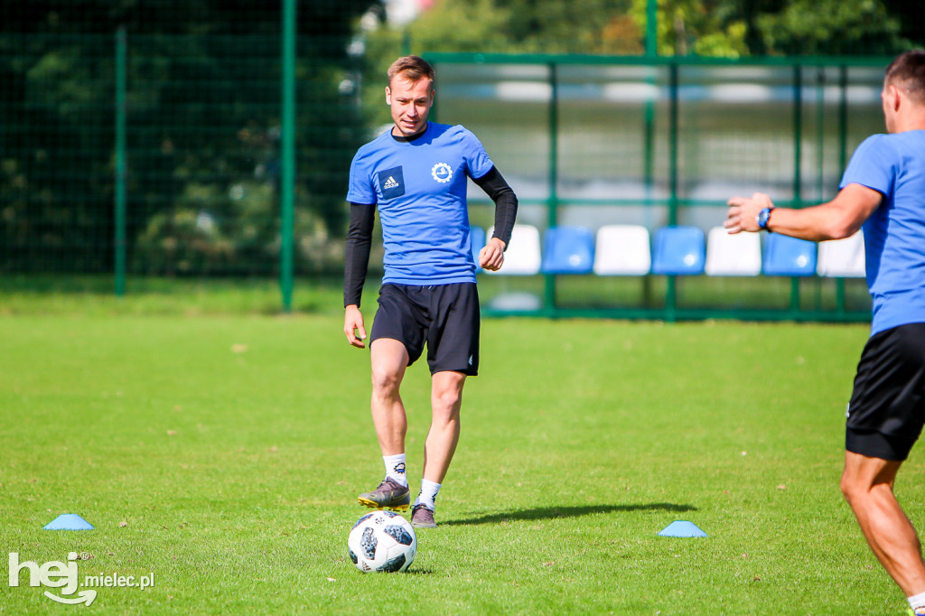 Trener Dariusz Marzec rozpoczął pracę przy Solskiego 1
