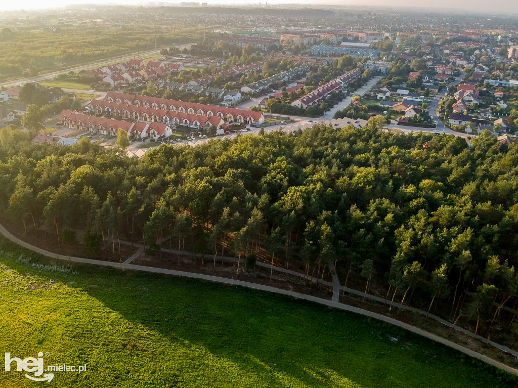 Nowy park na Smoczce z drona