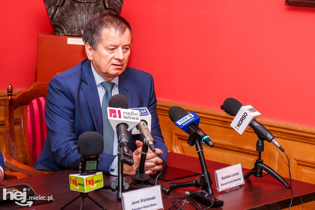 Uroczyste podpisanie listu intencyjnego dla budowy nowego wiaduktu