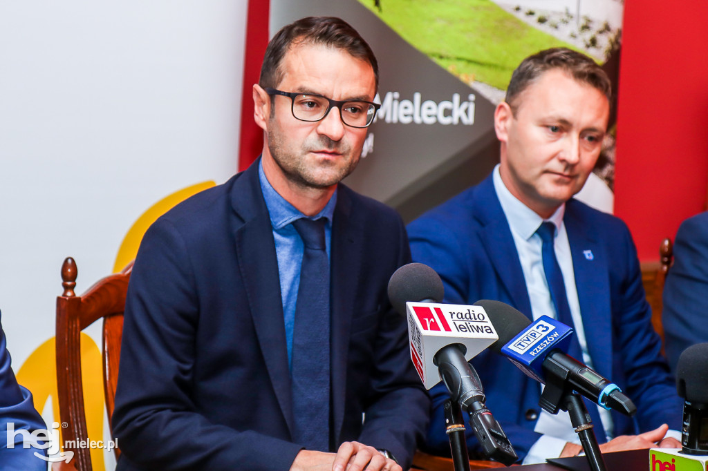 Uroczyste podpisanie listu intencyjnego dla budowy nowego wiaduktu