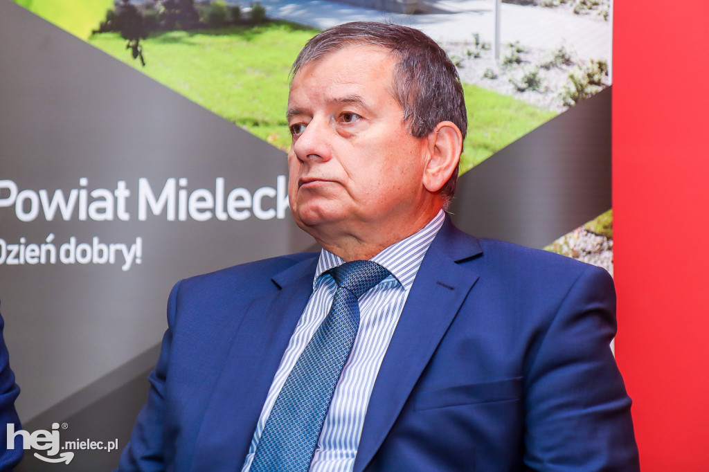 Uroczyste podpisanie listu intencyjnego dla budowy nowego wiaduktu