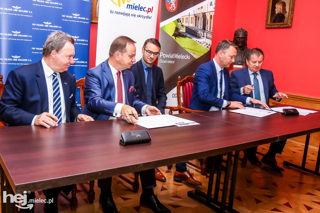 Uroczyste podpisanie listu intencyjnego dla budowy nowego wiaduktu