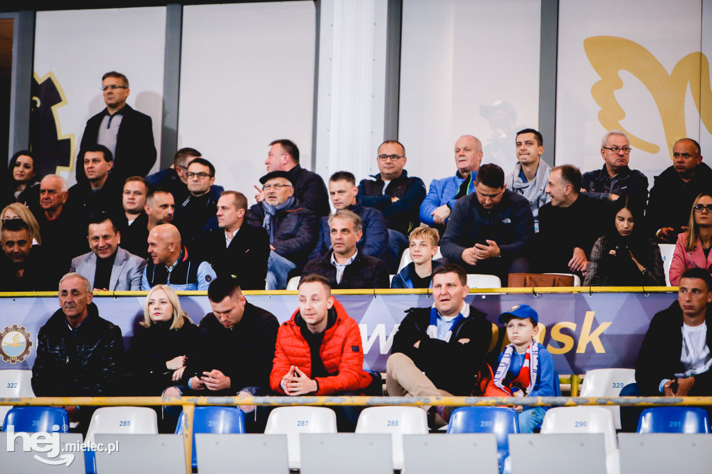 PGE FKS Stal - Sandecja Nowy Sącz