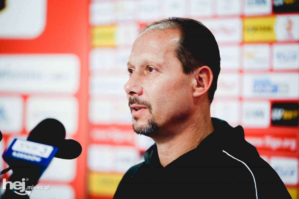 PGE FKS Stal - Sandecja Nowy Sącz