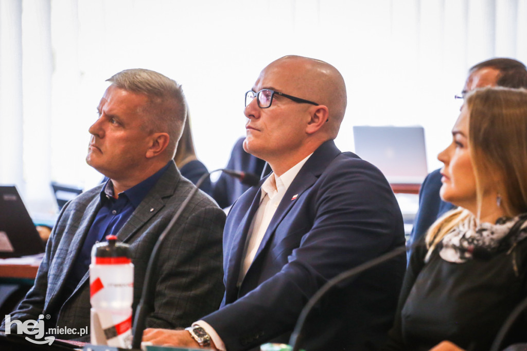 Sesja Rady Miejskiej w Mielcu - 30 października 2019