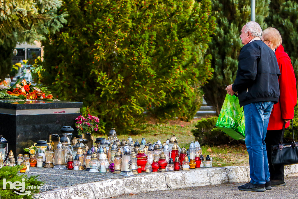 Wszystkich Świętych 2019: Cmentarz Komunalny