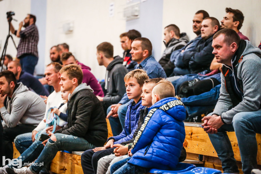 Futsal: KF Stal Mielec - Heiro Rzeszów II