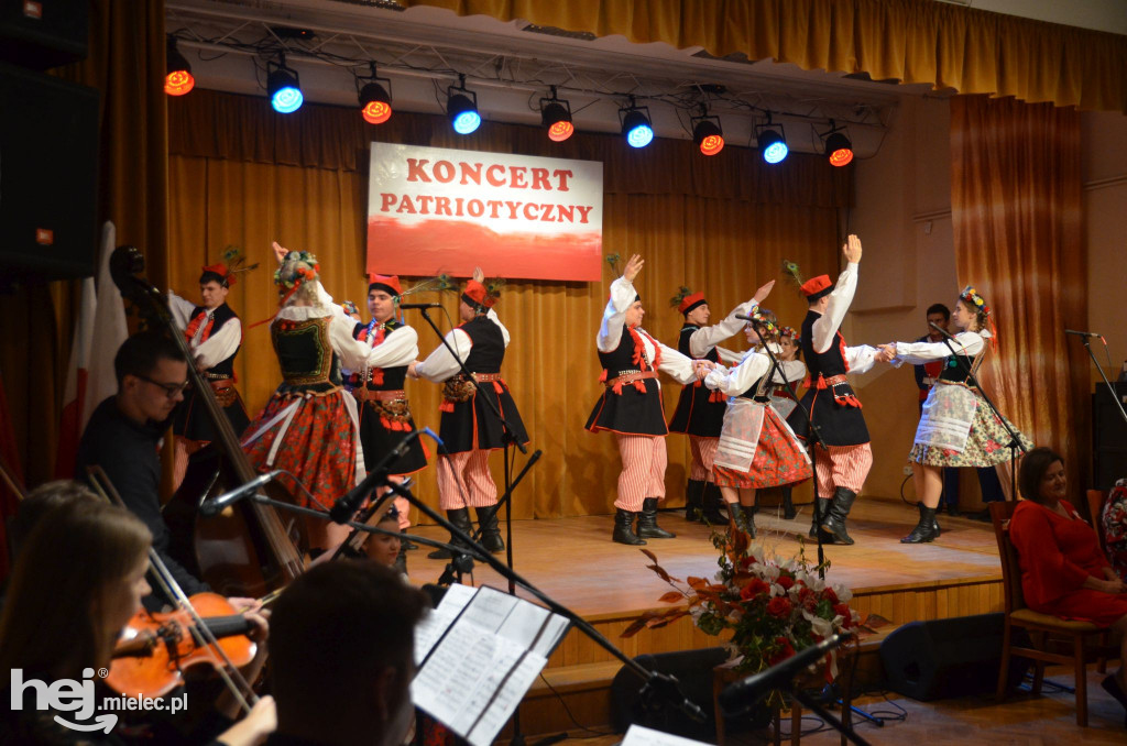 Patriotyczny koncert w Chorzelowie