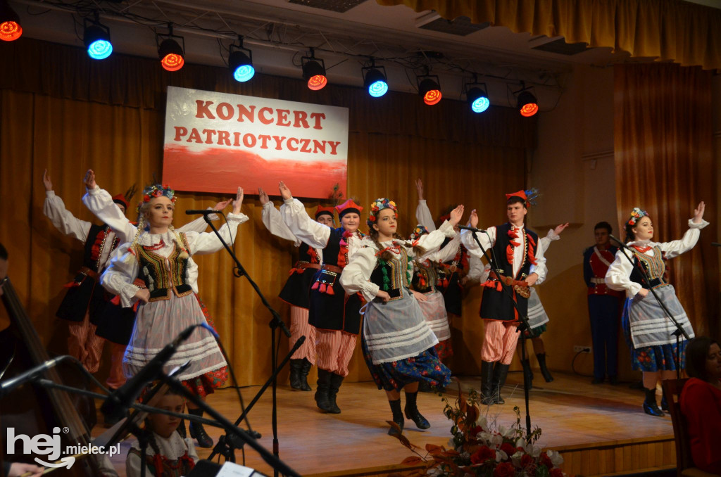 Patriotyczny koncert w Chorzelowie