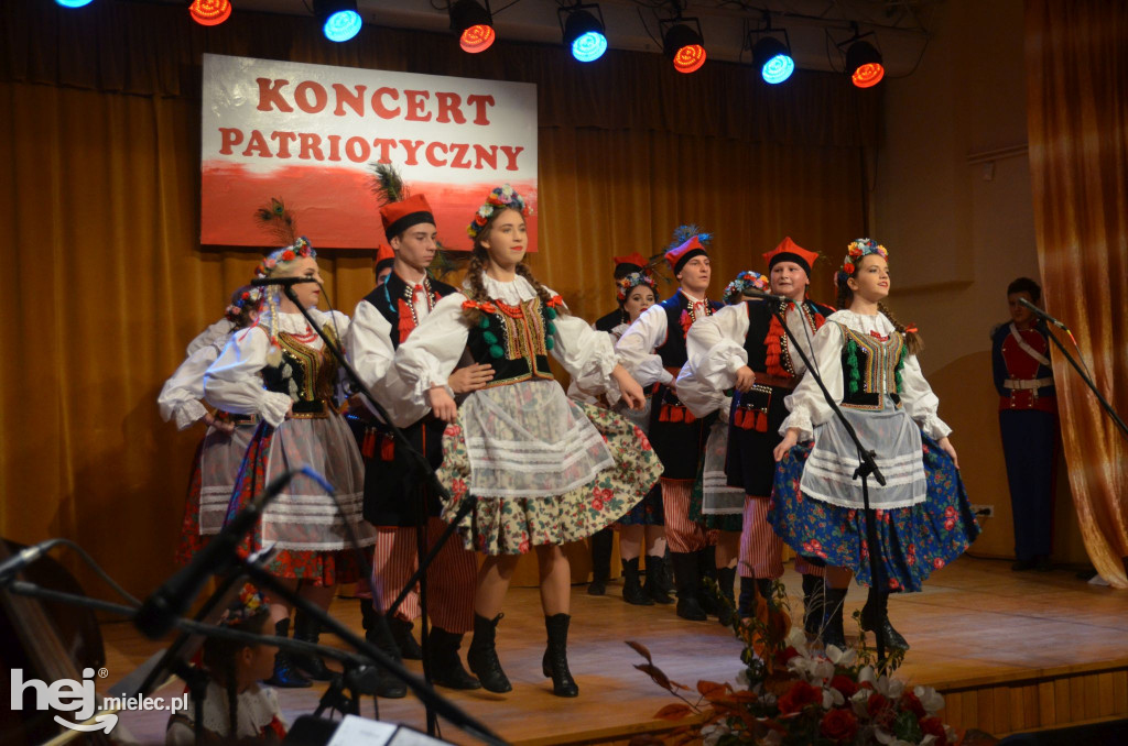 Patriotyczny koncert w Chorzelowie