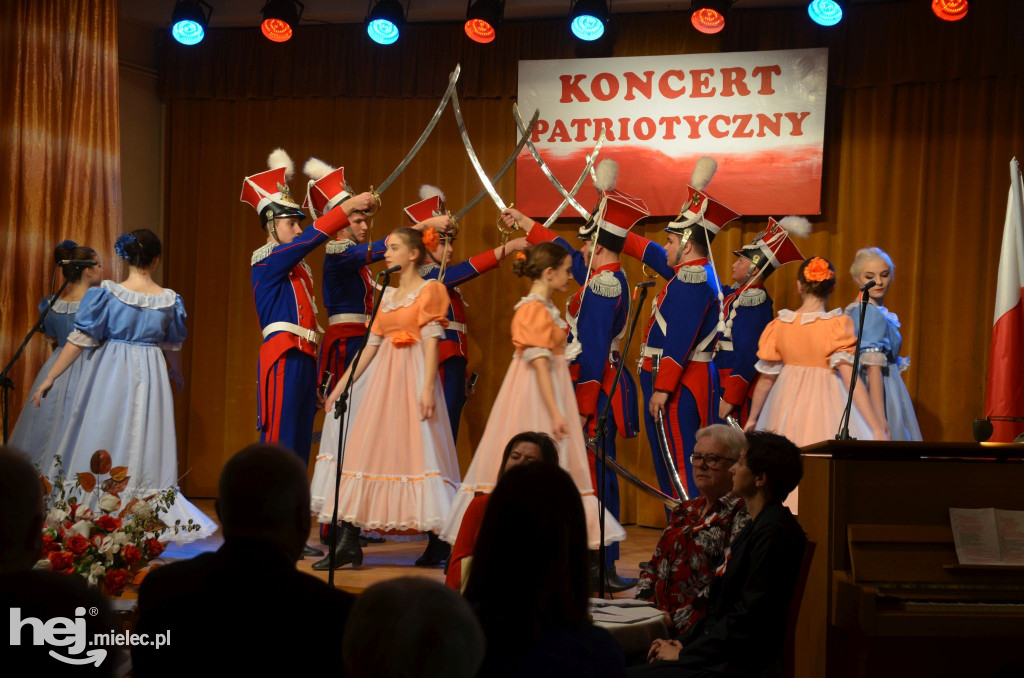 Patriotyczny koncert w Chorzelowie