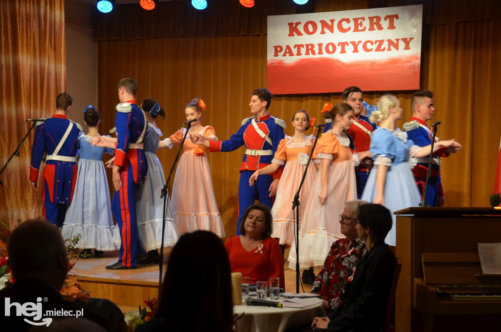 Patriotyczny koncert w Chorzelowie