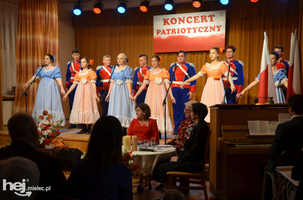Patriotyczny koncert w Chorzelowie