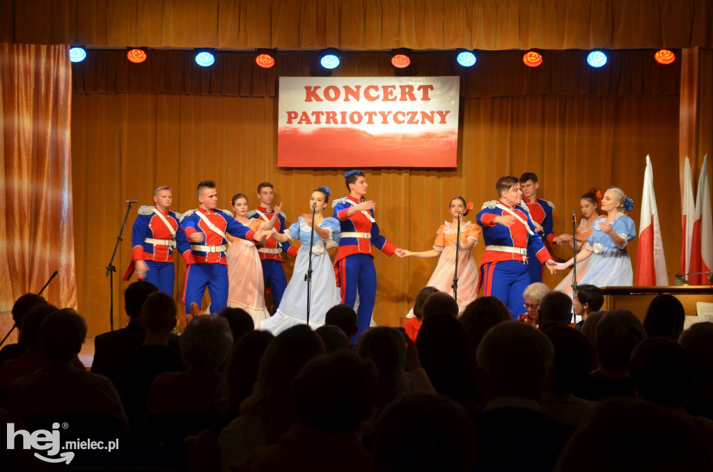 Patriotyczny koncert w Chorzelowie