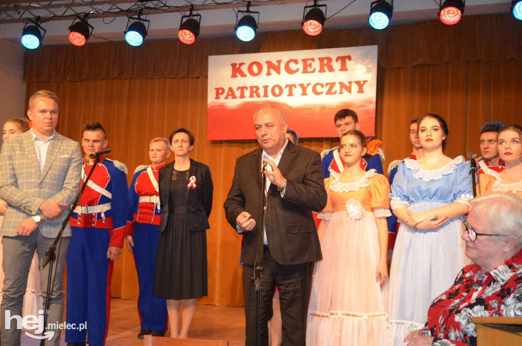 Patriotyczny koncert w Chorzelowie
