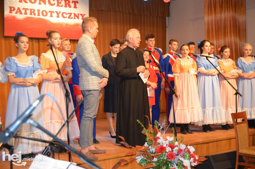 Patriotyczny koncert w Chorzelowie
