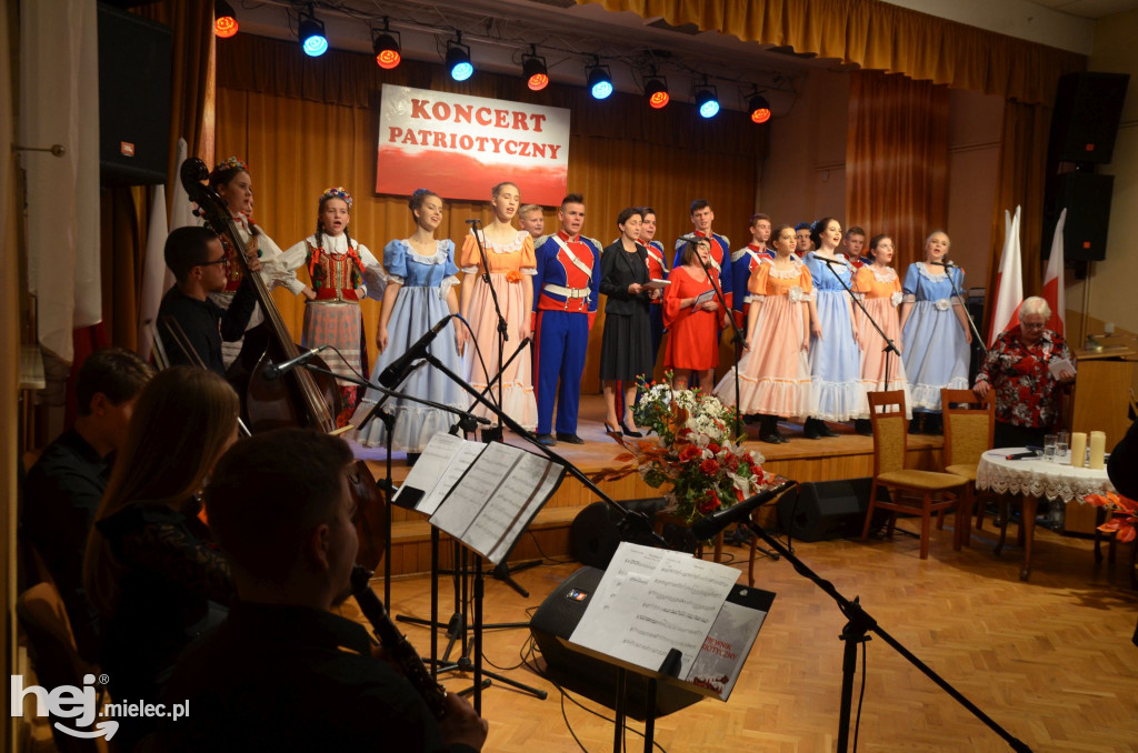 Patriotyczny koncert w Chorzelowie