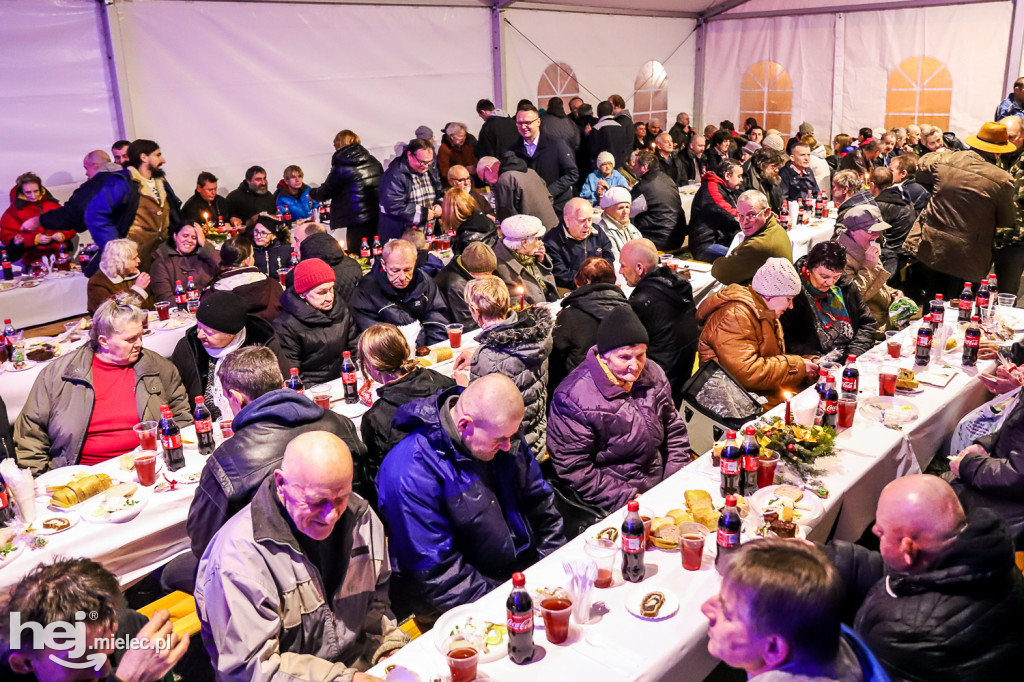 Piąta wigilia dla samotnych na Placu AK