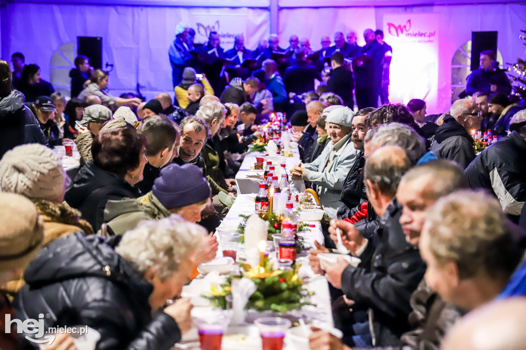 Piąta wigilia dla samotnych na Placu AK