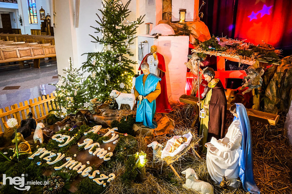 Żłóbki w mieleckich parafiach. Boże Narodzenie 2019