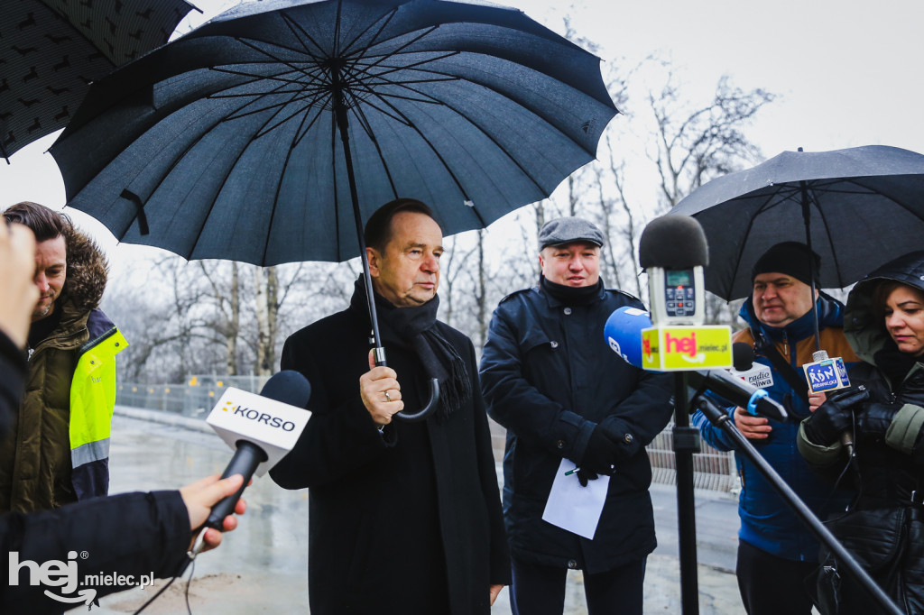 Postępy prac na moście na Wisłoce