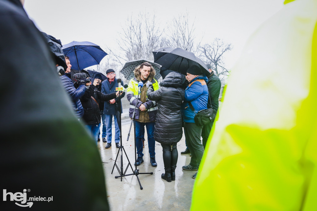 Postępy prac na moście na Wisłoce