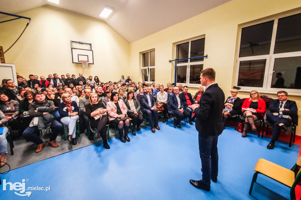 Spotkanie ws. przyszłości szkół w gm. Wadowice Górne